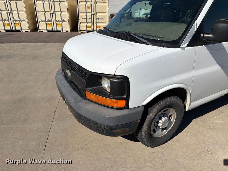 image for item FT6863 2009 Chevrolet Express 2500 