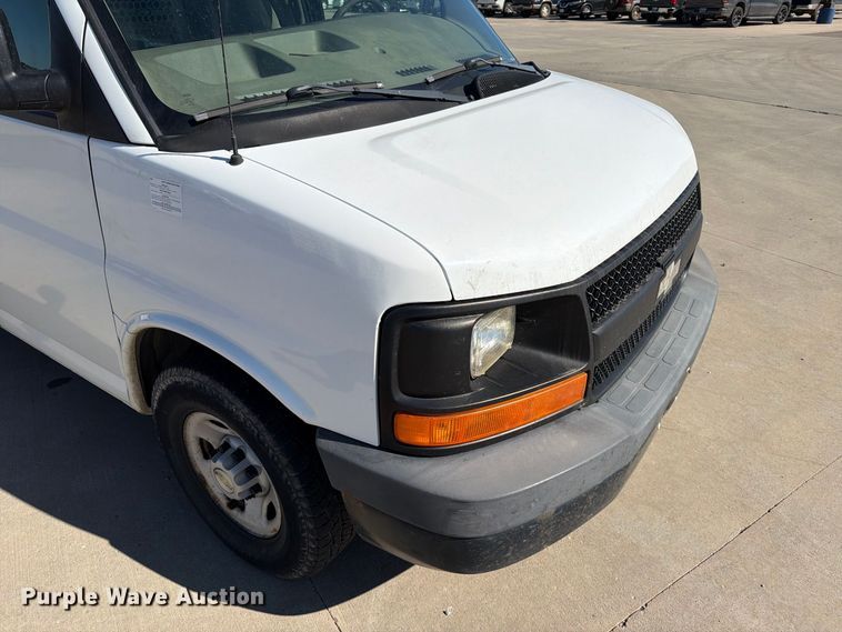 image for item FT6863 2009 Chevrolet Express 2500 