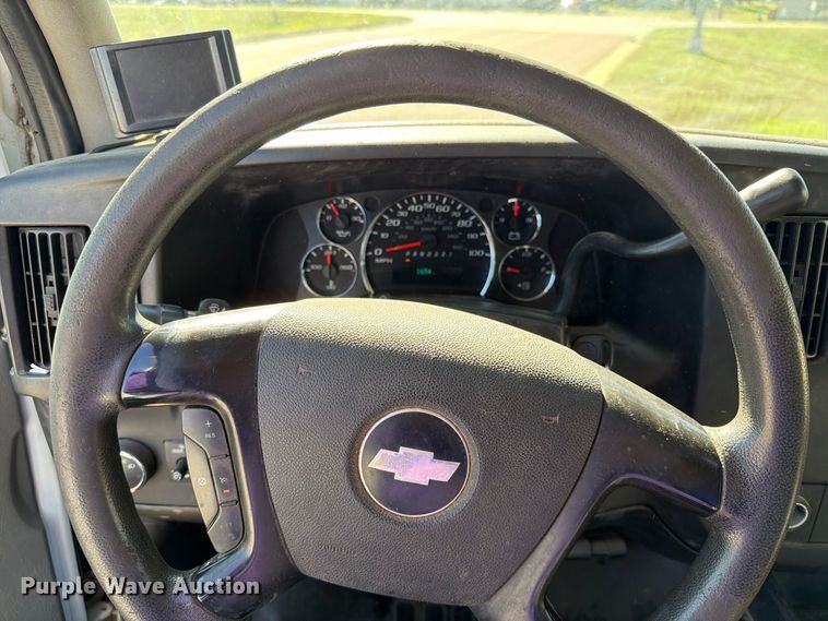 image for item FT6863 2009 Chevrolet Express 2500 