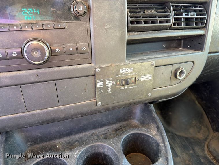 image for item FT6863 2009 Chevrolet Express 2500 