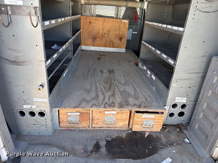 image for item FT6863 2009 Chevrolet Express 2500 