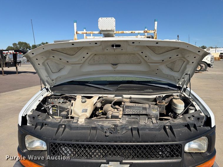 image for item FT6863 2009 Chevrolet Express 2500 
