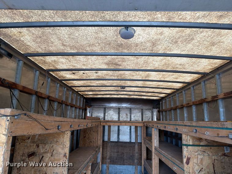 image for item FT7531 2009 Hino 268 box truck