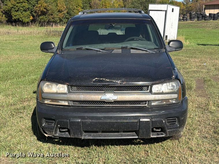 image for item FT7534 2003 Chevrolet Trailblazer SUV