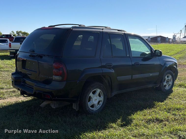 image for item FT7534 2003 Chevrolet Trailblazer SUV
