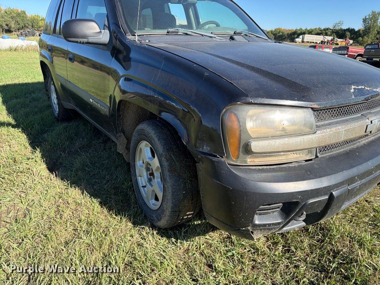 image for item FT7534 2003 Chevrolet Trailblazer SUV