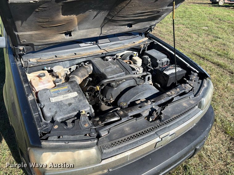 image for item FT7534 2003 Chevrolet Trailblazer SUV