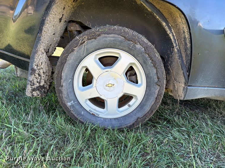 image for item FT7534 2003 Chevrolet Trailblazer SUV