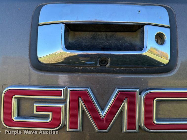 image for item FT7536 2015 GMC Sierra 1500 Crew Cab pickup truck