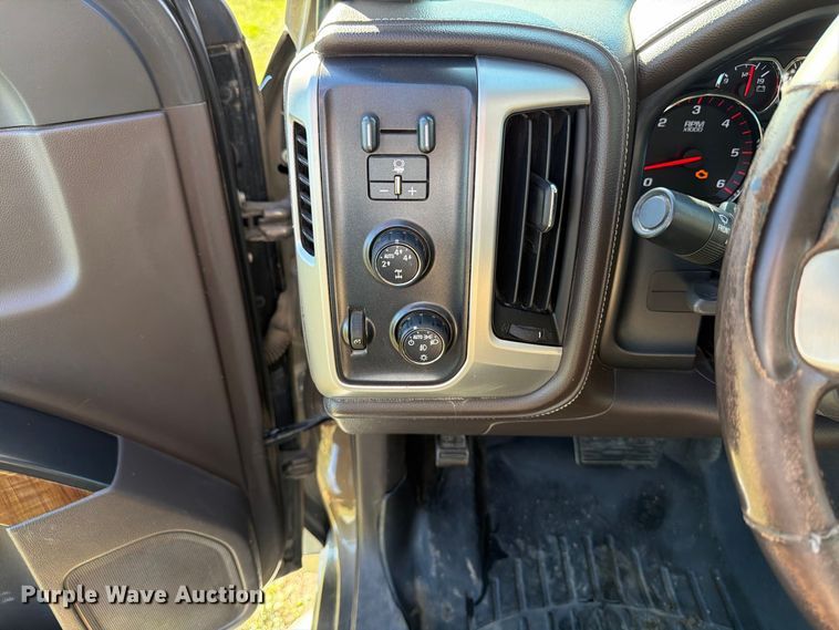 image for item FT7536 2015 GMC Sierra 1500 Crew Cab pickup truck