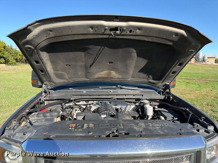 image for item FT7536 2015 GMC Sierra 1500 Crew Cab pickup truck