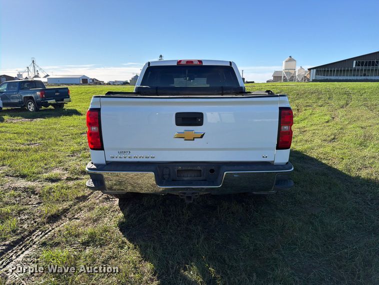 image for item FT7537 2017 Chevrolet Silverado 1500 Crew Cab pickup truck