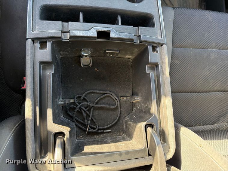 image for item FT7537 2017 Chevrolet Silverado 1500 Crew Cab pickup truck