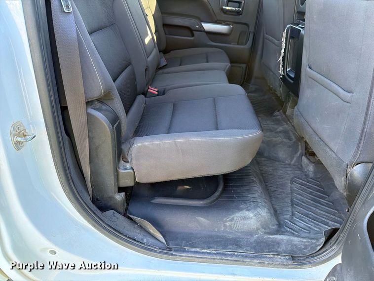 image for item FT7537 2017 Chevrolet Silverado 1500 Crew Cab pickup truck