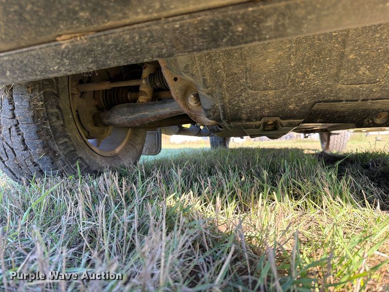 image for item FT7537 2017 Chevrolet Silverado 1500 Crew Cab pickup truck