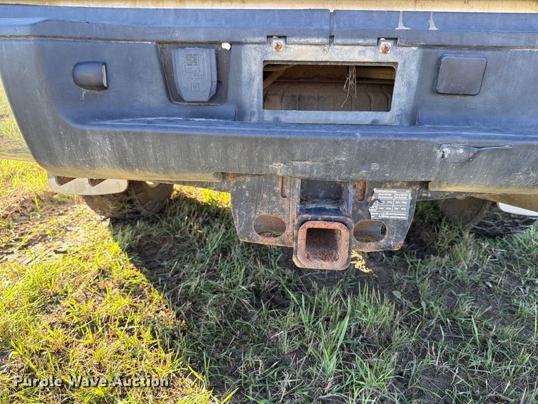 image for item FT7539 2011 GMC Sierra 2500HD Crew Cab pickup truck