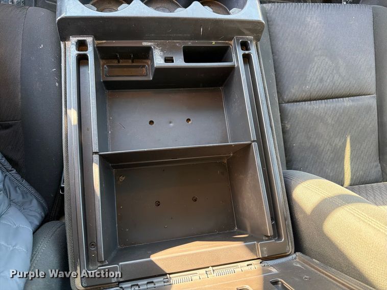image for item FT7539 2011 GMC Sierra 2500HD Crew Cab pickup truck