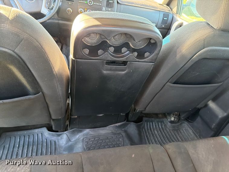 image for item FT7539 2011 GMC Sierra 2500HD Crew Cab pickup truck