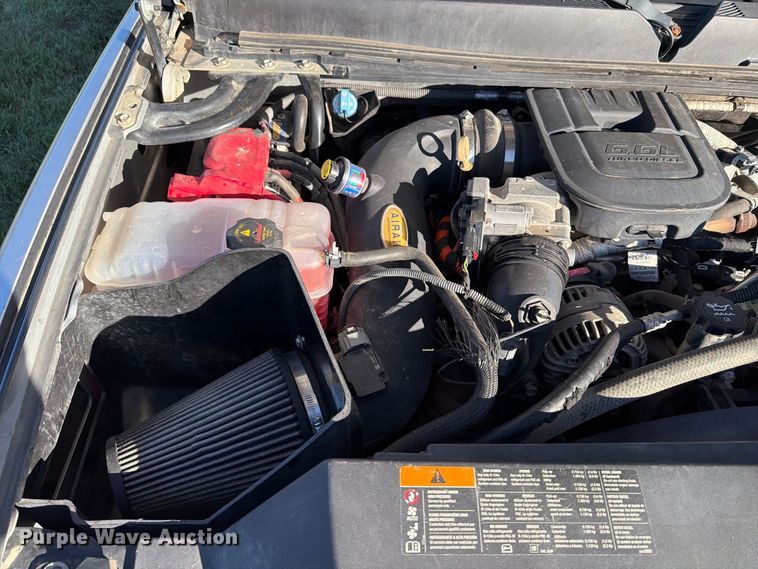 image for item FT7539 2011 GMC Sierra 2500HD Crew Cab pickup truck