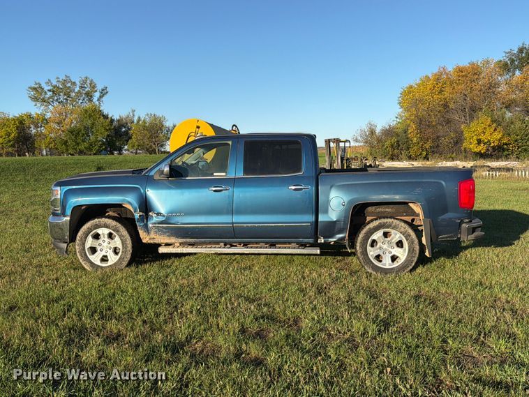 image for item FT7541 2018 Chevrolet Silverado 1500 Crew Cab pickup truck