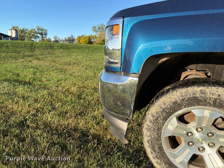 image for item FT7541 2018 Chevrolet Silverado 1500 Crew Cab pickup truck