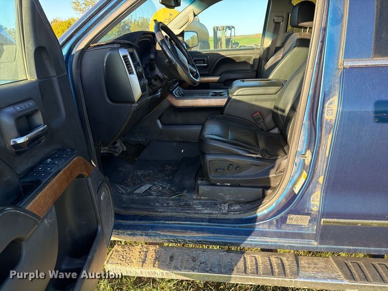 image for item FT7541 2018 Chevrolet Silverado 1500 Crew Cab pickup truck