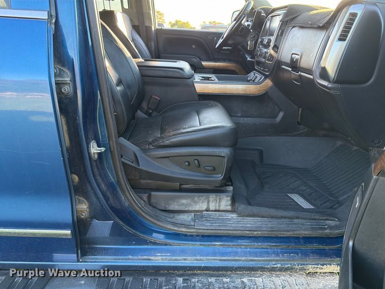 image for item FT7541 2018 Chevrolet Silverado 1500 Crew Cab pickup truck