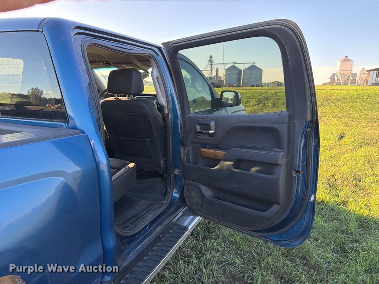 image for item FT7541 2018 Chevrolet Silverado 1500 Crew Cab pickup truck