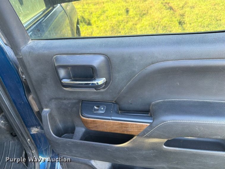 image for item FT7541 2018 Chevrolet Silverado 1500 Crew Cab pickup truck