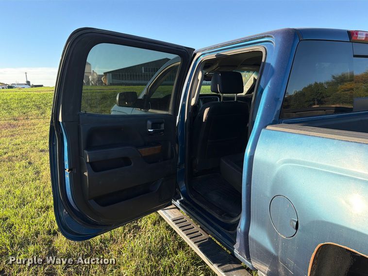 image for item FT7541 2018 Chevrolet Silverado 1500 Crew Cab pickup truck