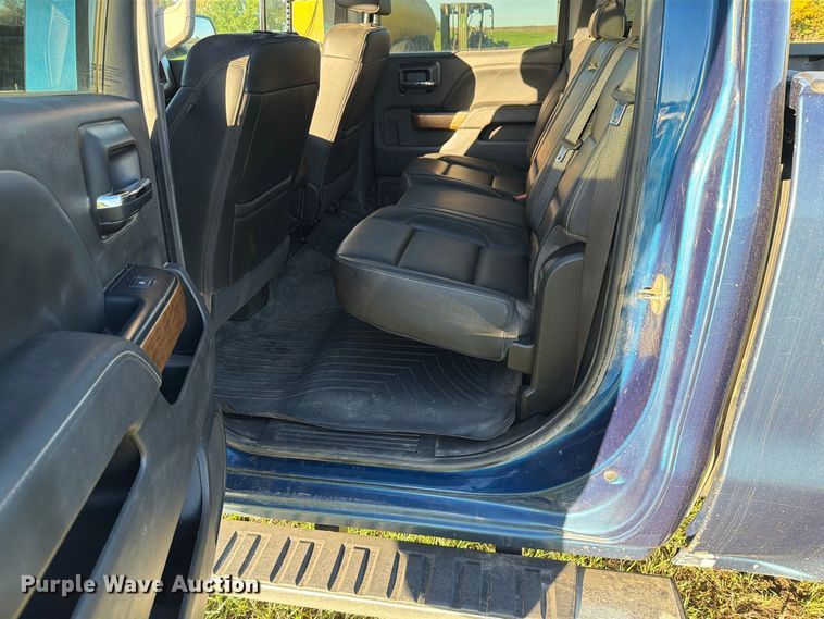 image for item FT7541 2018 Chevrolet Silverado 1500 Crew Cab pickup truck