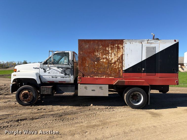 image for item FT7542 1992 GMC C6 water truck