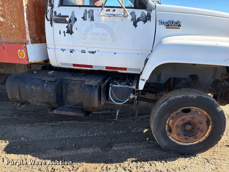 image for item FT7542 1992 GMC C6 water truck