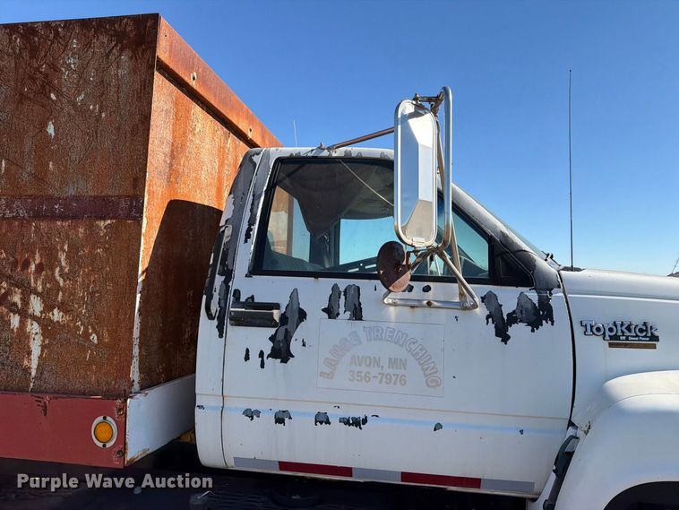 image for item FT7542 1992 GMC C6 water truck