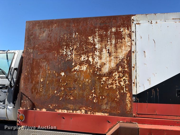 image for item FT7542 1992 GMC C6 water truck