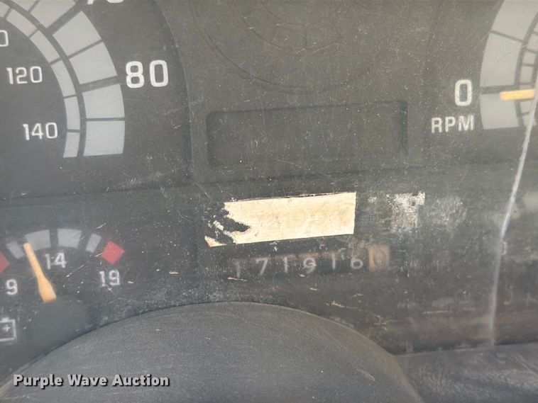 image for item FT7542 1992 GMC C6 water truck