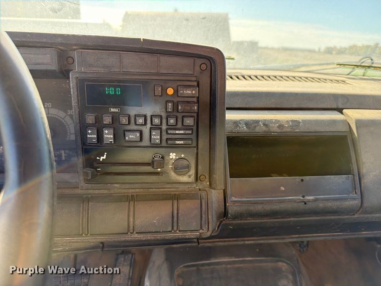 image for item FT7542 1992 GMC C6 water truck