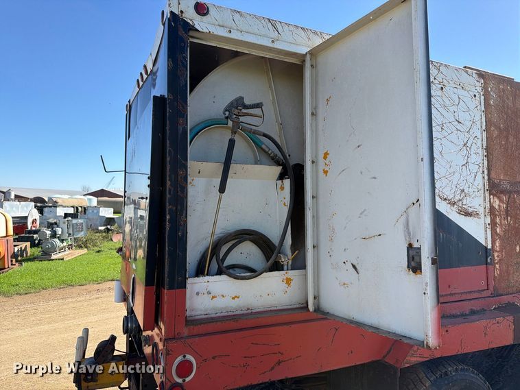 image for item FT7542 1992 GMC C6 water truck