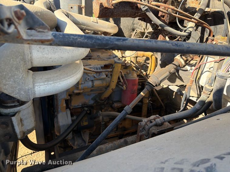image for item FT7542 1992 GMC C6 water truck