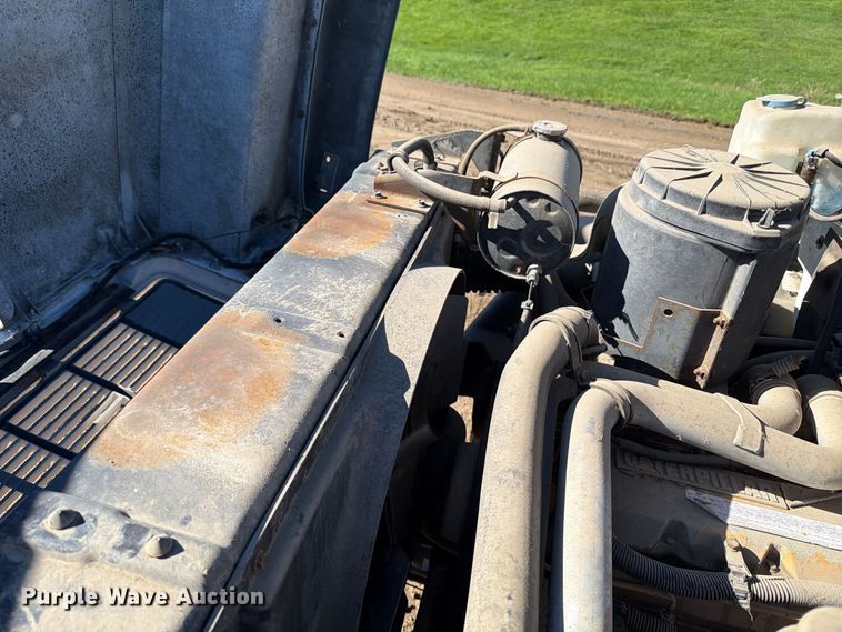 image for item FT7542 1992 GMC C6 water truck