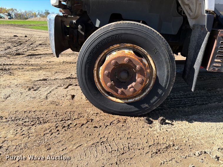 image for item FT7542 1992 GMC C6 water truck