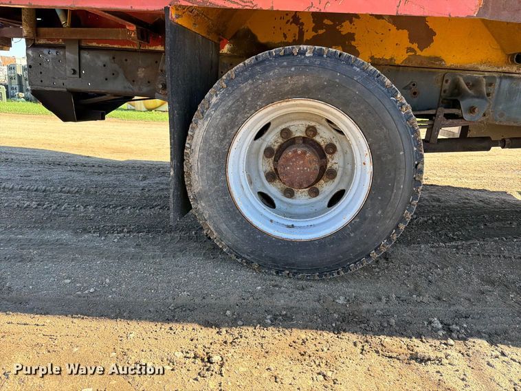 image for item FT7542 1992 GMC C6 water truck