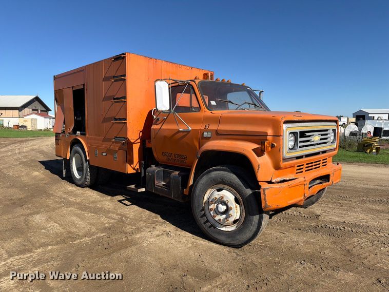 image for item FT7543 1984 Chevrolet C7 tank truck