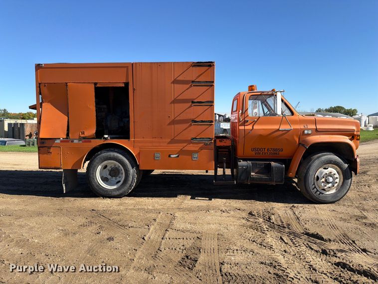 image for item FT7543 1984 Chevrolet C7 tank truck
