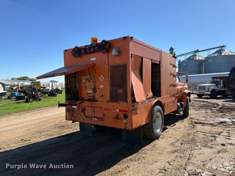 image for item FT7543 1984 Chevrolet C7 tank truck