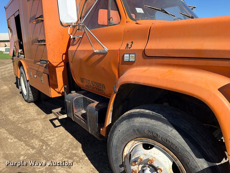 image for item FT7543 1984 Chevrolet C7 tank truck