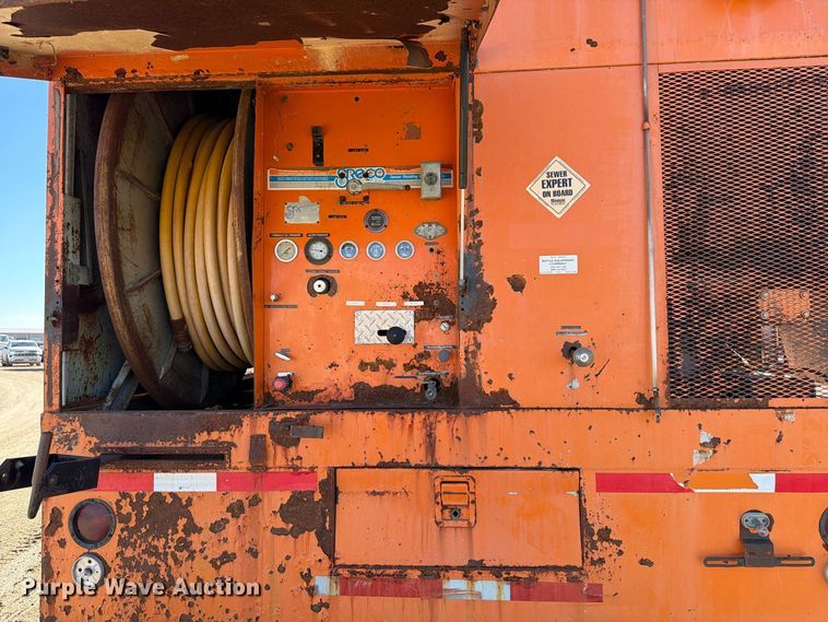 image for item FT7543 1984 Chevrolet C7 tank truck