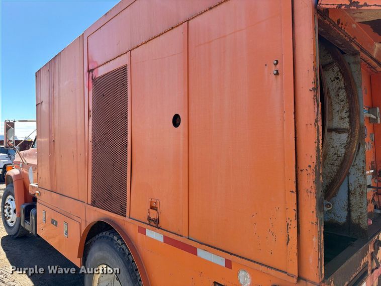 image for item FT7543 1984 Chevrolet C7 tank truck