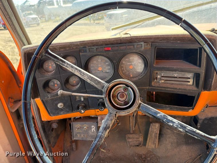 image for item FT7543 1984 Chevrolet C7 tank truck