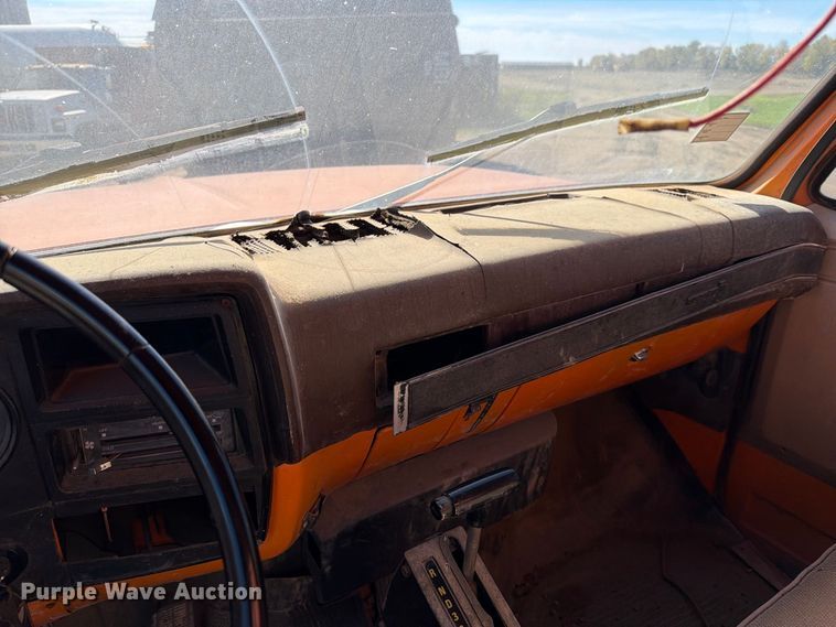 image for item FT7543 1984 Chevrolet C7 tank truck